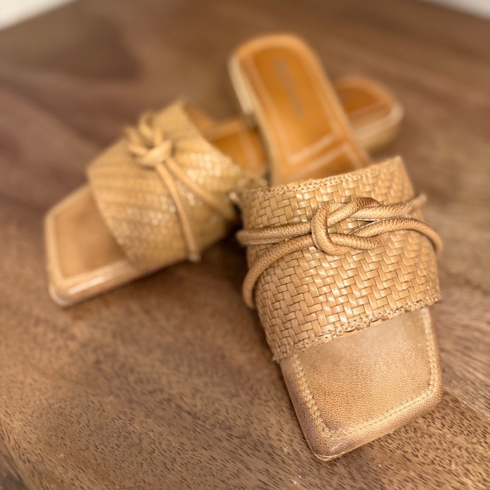 Antiqued leather slides